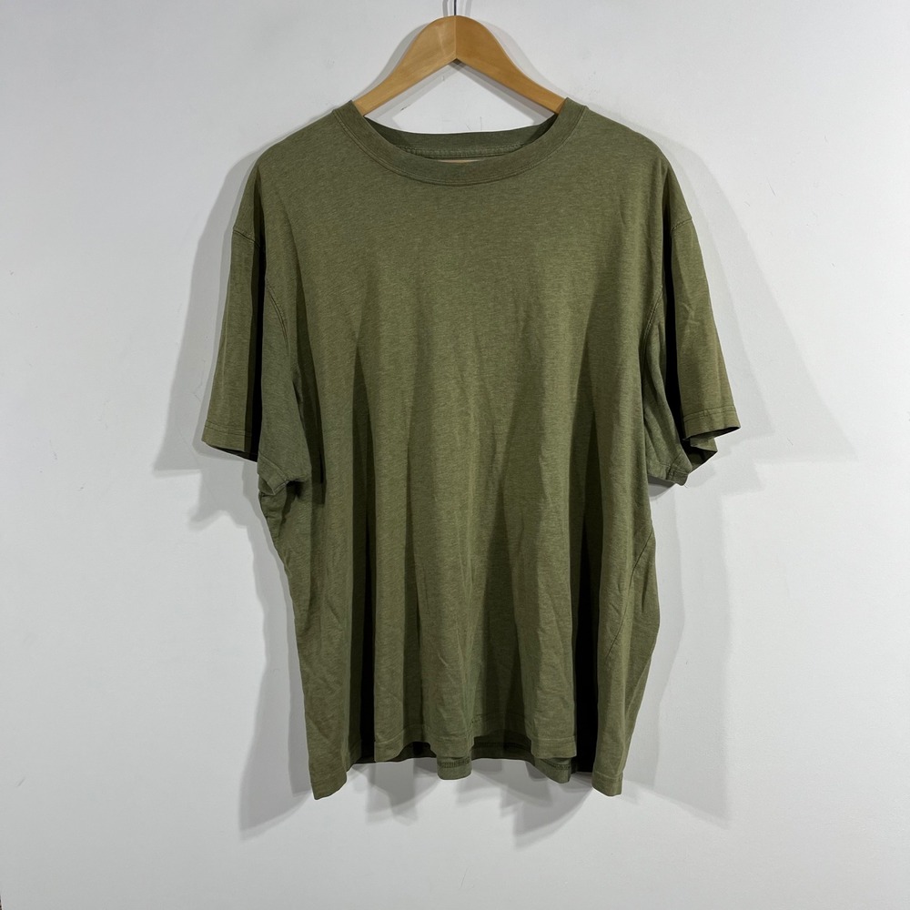 LL Bean Gorpcore Hiking T-Shirt Olive Green Crew Neck Tee Neutral Casual Lounge